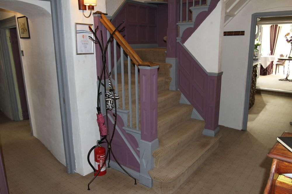 The Salty Monk Bed & Breakfast سيدموث المظهر الخارجي الصورة